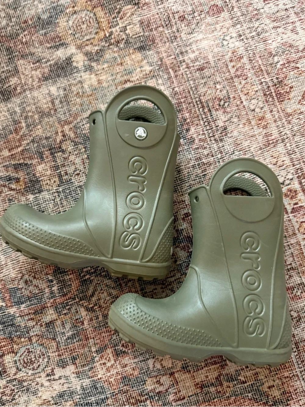 CROCS euc only
